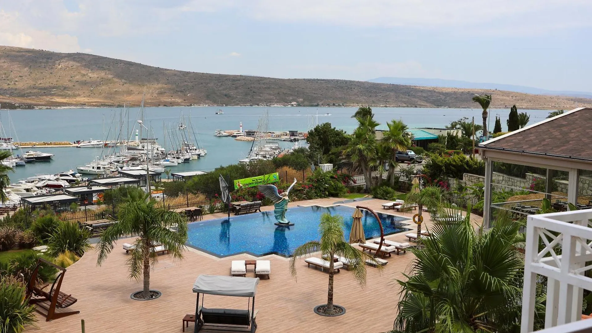 Marin Alacati Hotel